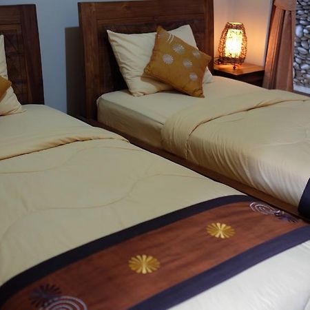 Ramaniya House Hotel Ubud  Bagian luar foto
