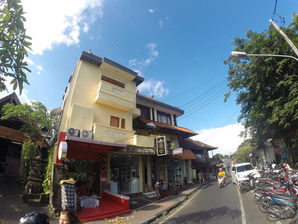 Ramaniya House Hotel Ubud  Bagian luar foto