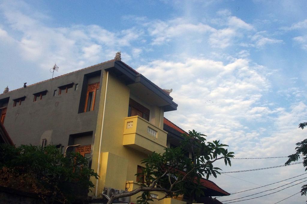 Ramaniya House Hotel Ubud  Bagian luar foto